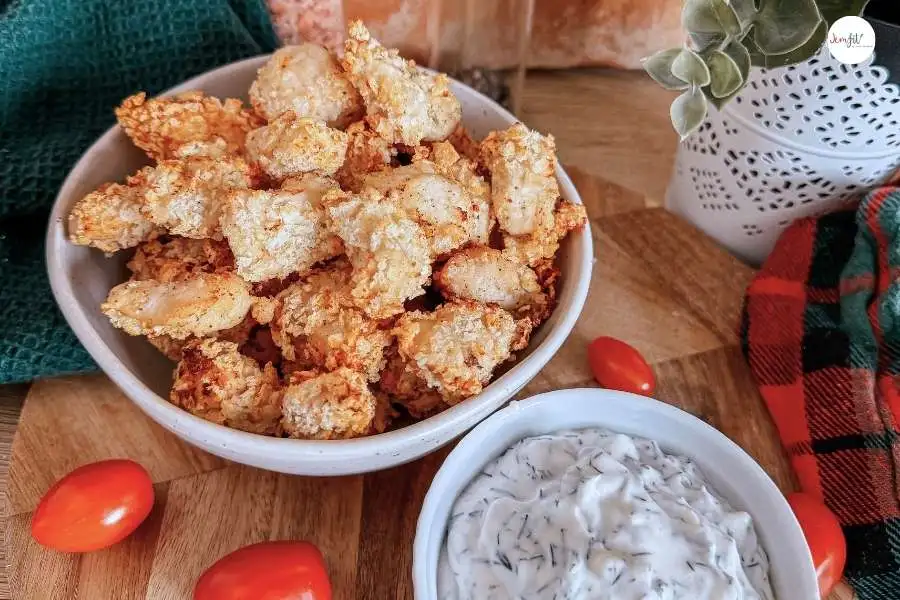kurczak jak popcorn z sosem